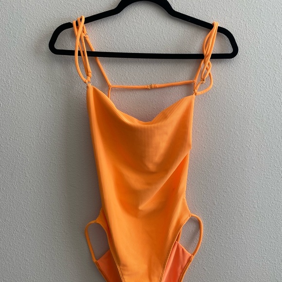 Lovewave the Maxie one piece swimsuit in bright orange size Large - Picture 4 of 6